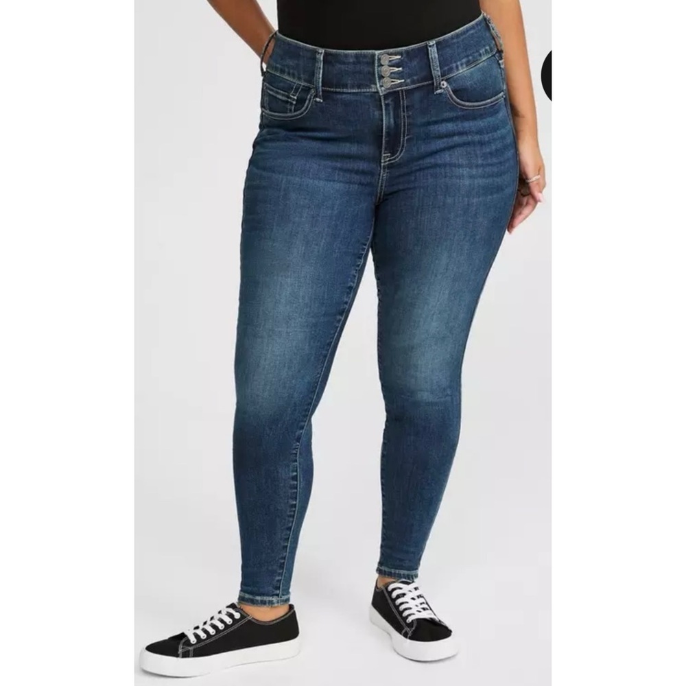 NWT TORRID Jegging‎ Skinny Super Soft High-Rise Jeans Jeggings Sz. 26s 26 Short